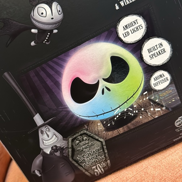 Disney’s Nightmare Before Christmas aroma diffuser/bluetooth speaker, NWT - Picture 3 of 7